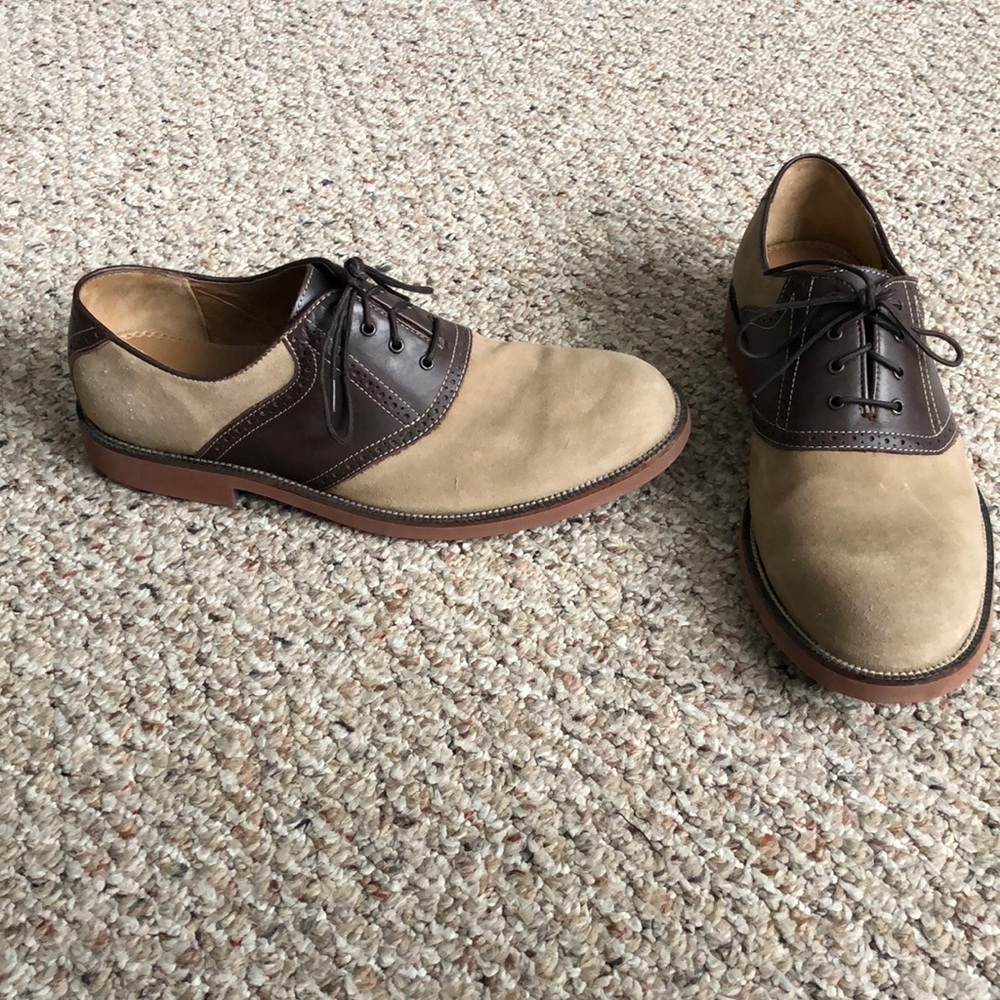 Men’s Bostonian dress shoes
